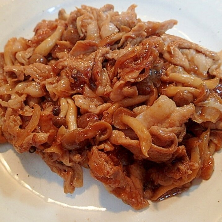 醤油麹で❤豚肉と新タマネギとしめじの照り焼き炒め❤